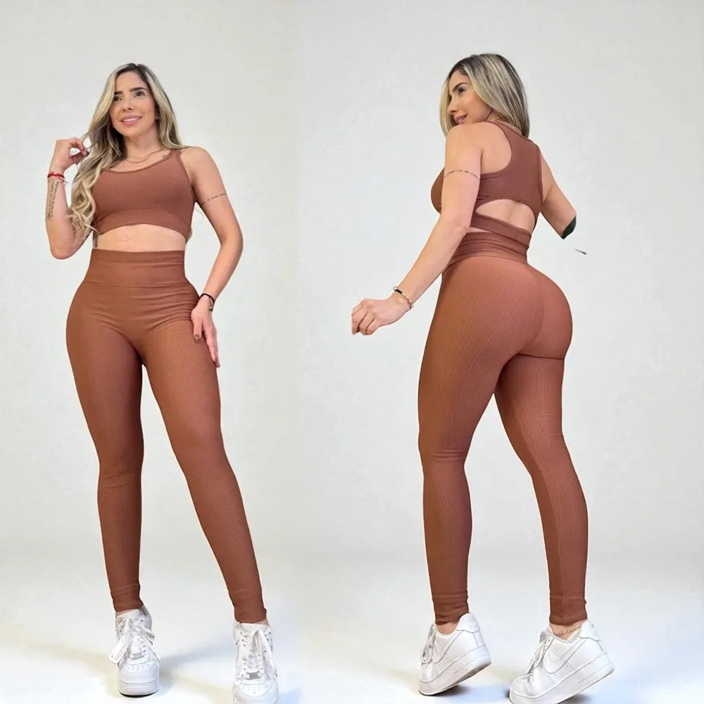 Conjunto Deportivo (Top con Abertura + Leggings Moldeadores)